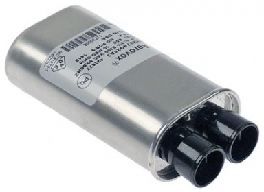 HV kondenzátor 0,74µF 2300V hliník přípojka Faston samec 6,3 mm V 32mm L 112mm W 52mm