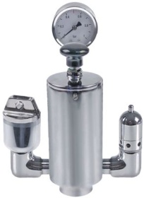 Bezpečnostní armatura závit 3/4″ V 200mm W 150mm manometr / provzdušňovač / odvzdušňovací ventil vlevo / plnicí trychtýř vpravo