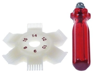 Lamelový hřeben závit M6x1,25 L 107mm ø sedla 13mm WS 12 pro kondenzátor/výparník